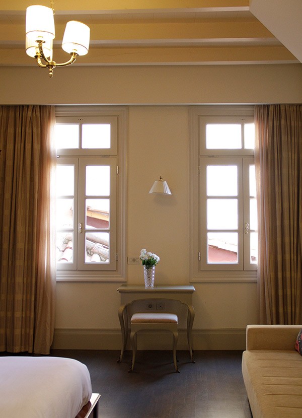 STANDARD DOUBLE OR TWIN